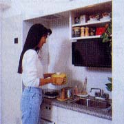 モーツァルト'90 キッチン